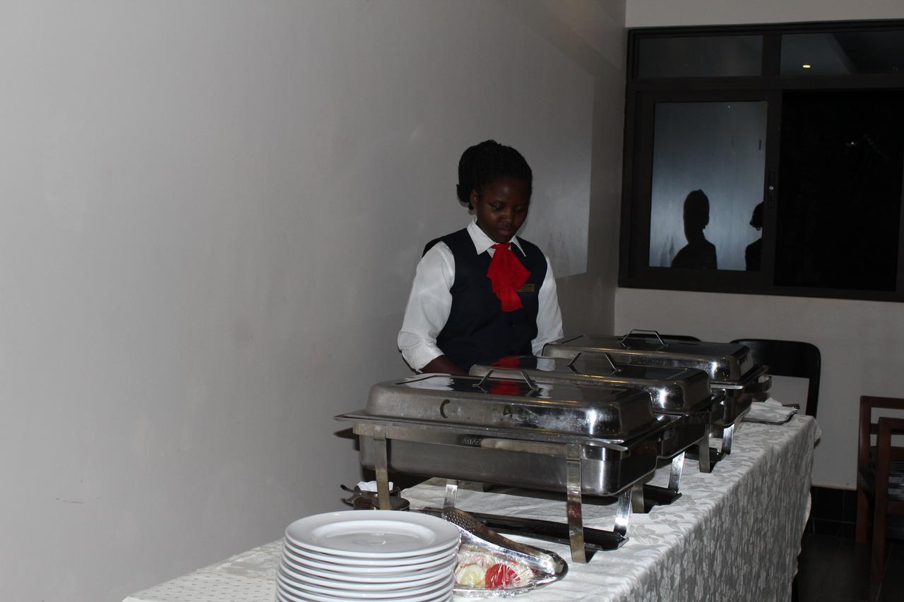 Cepha'S Inn Kabale Extérieur photo