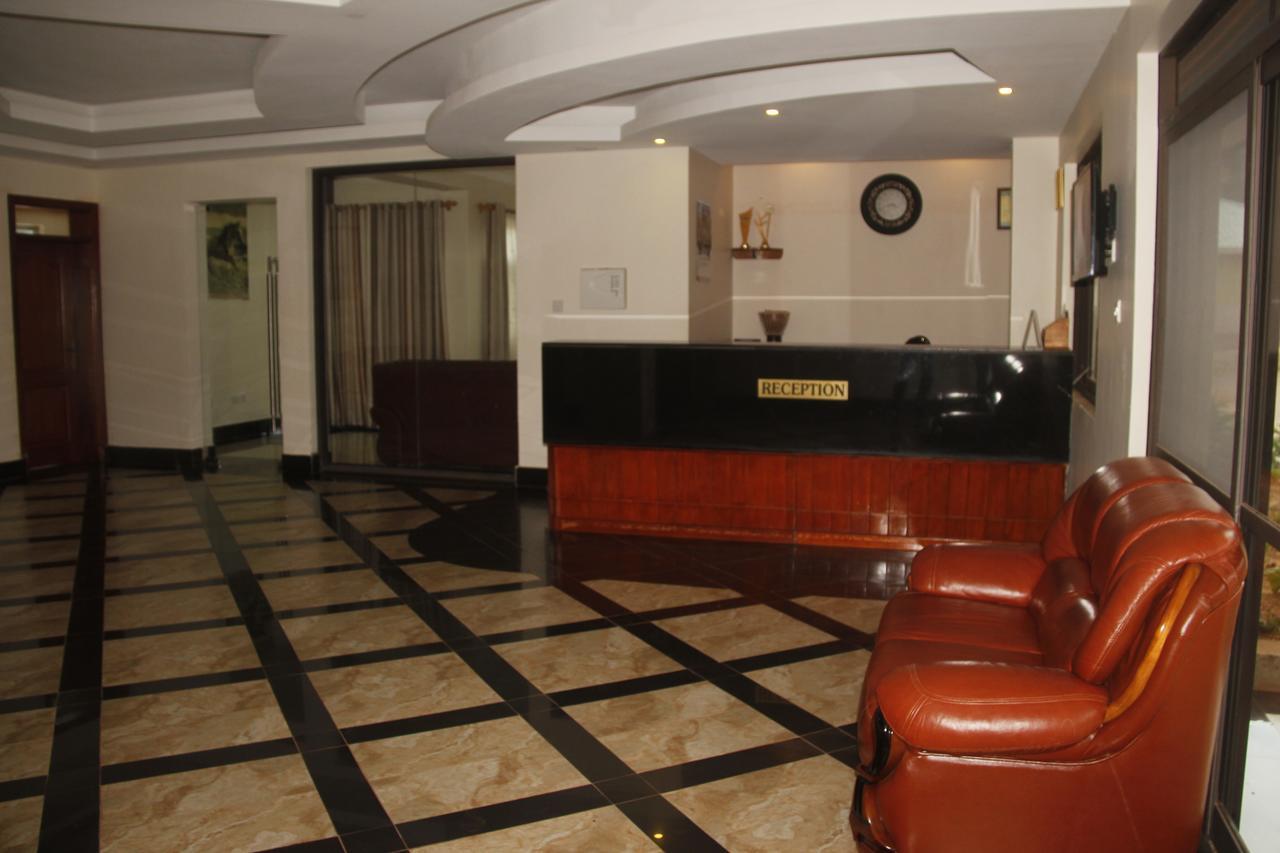 Cepha'S Inn Kabale Extérieur photo