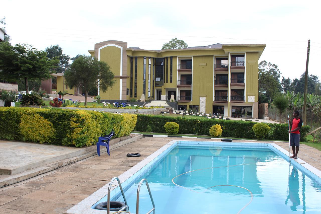 Cepha'S Inn Kabale Extérieur photo
