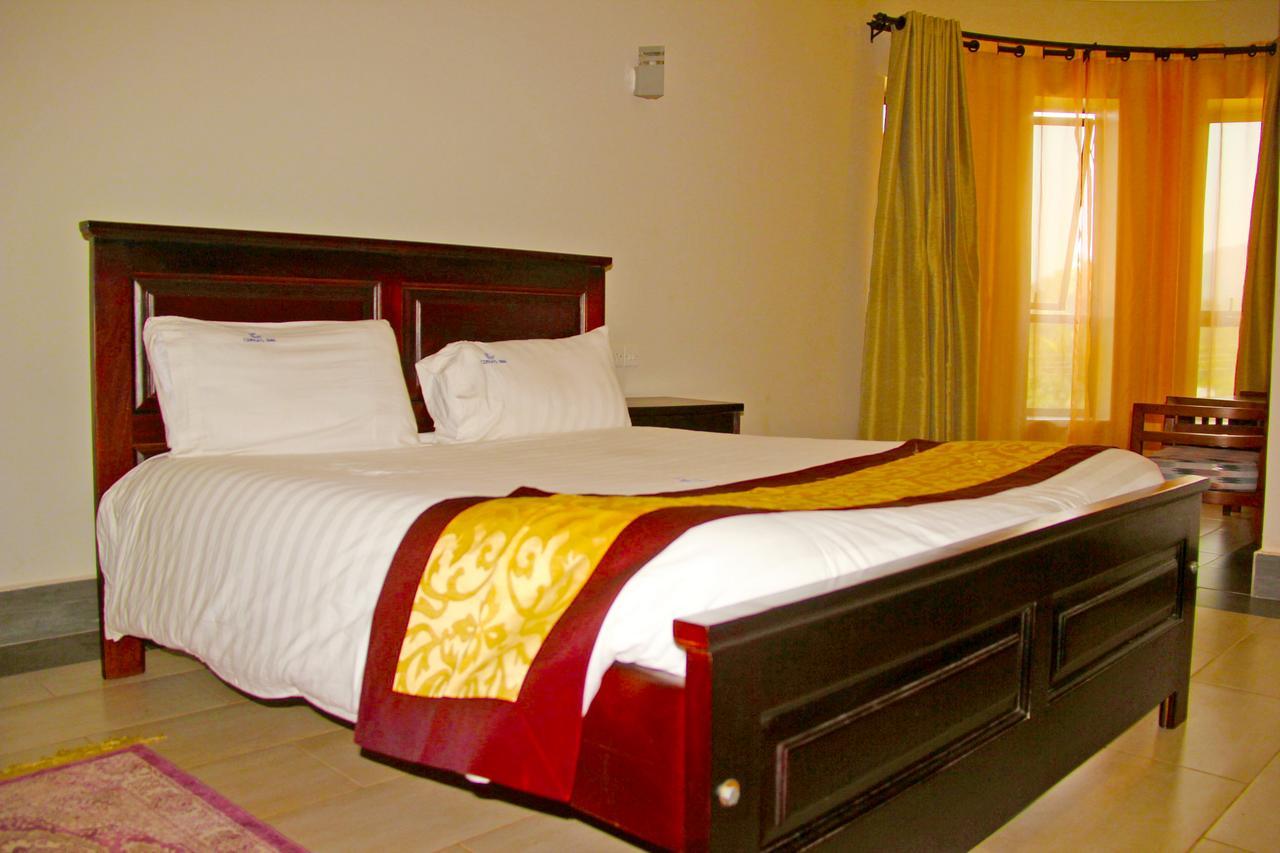 Cepha'S Inn Kabale Extérieur photo