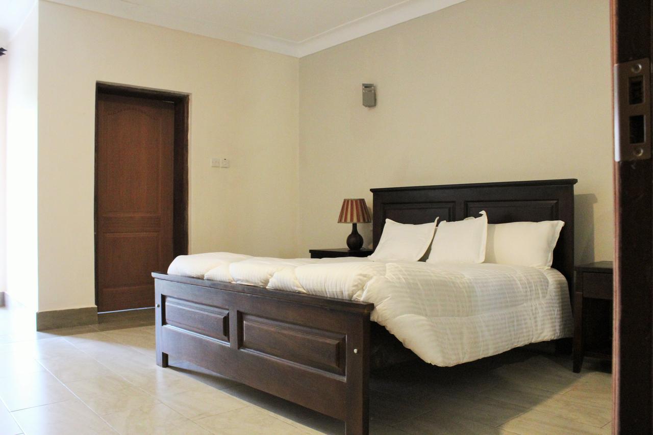 Cepha'S Inn Kabale Extérieur photo