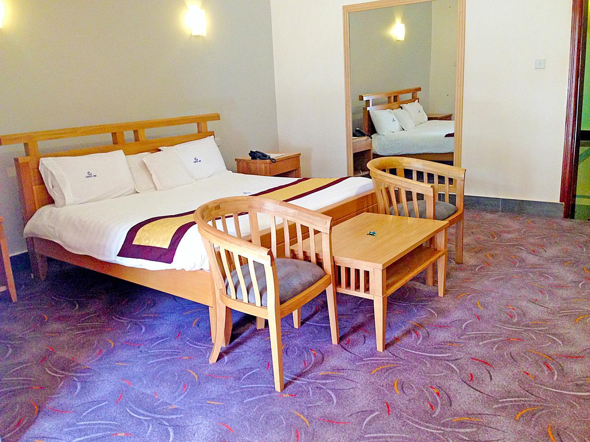 Cepha'S Inn Kabale Extérieur photo